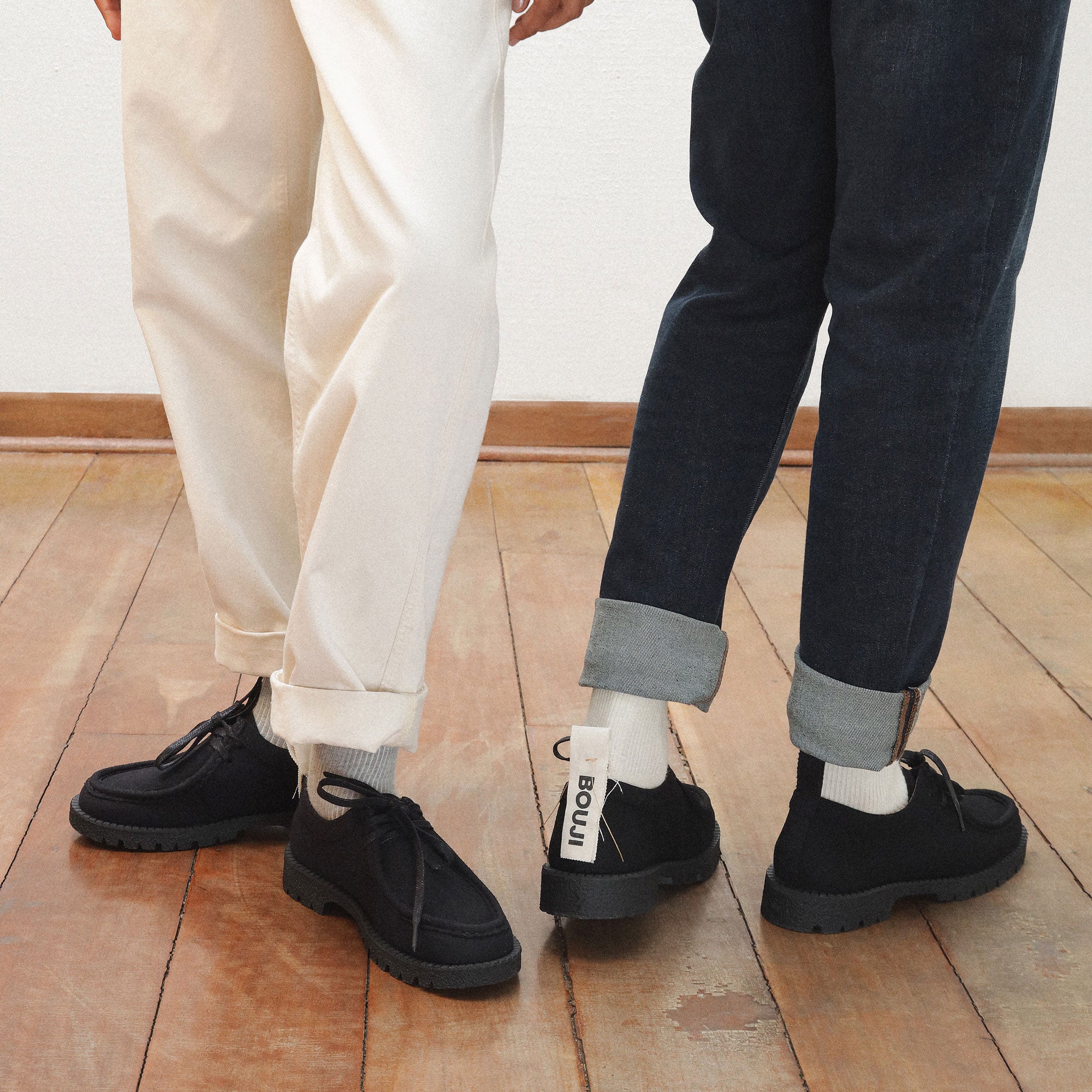 Wallabee Trama 01