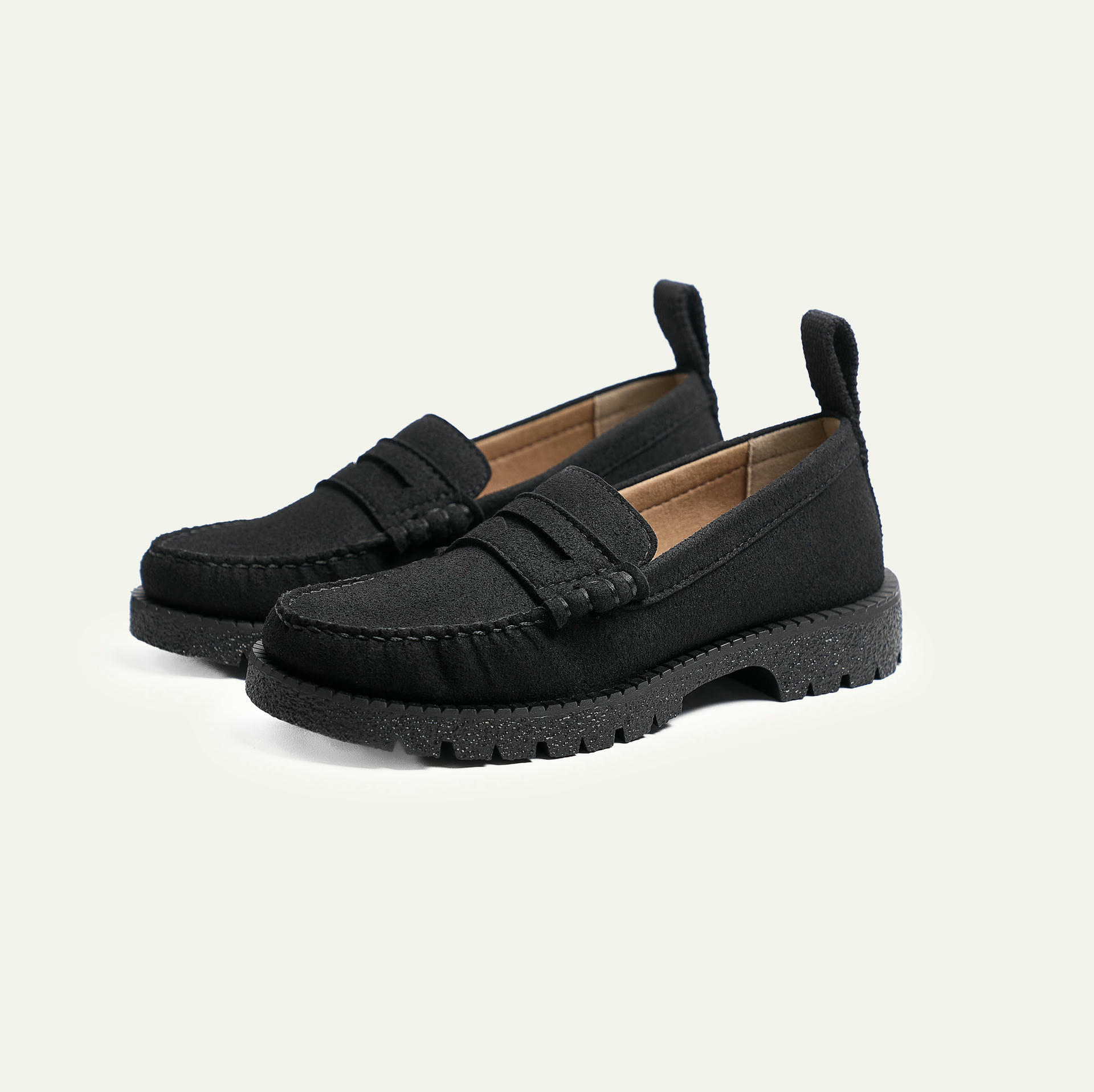 Loafer Trama 01