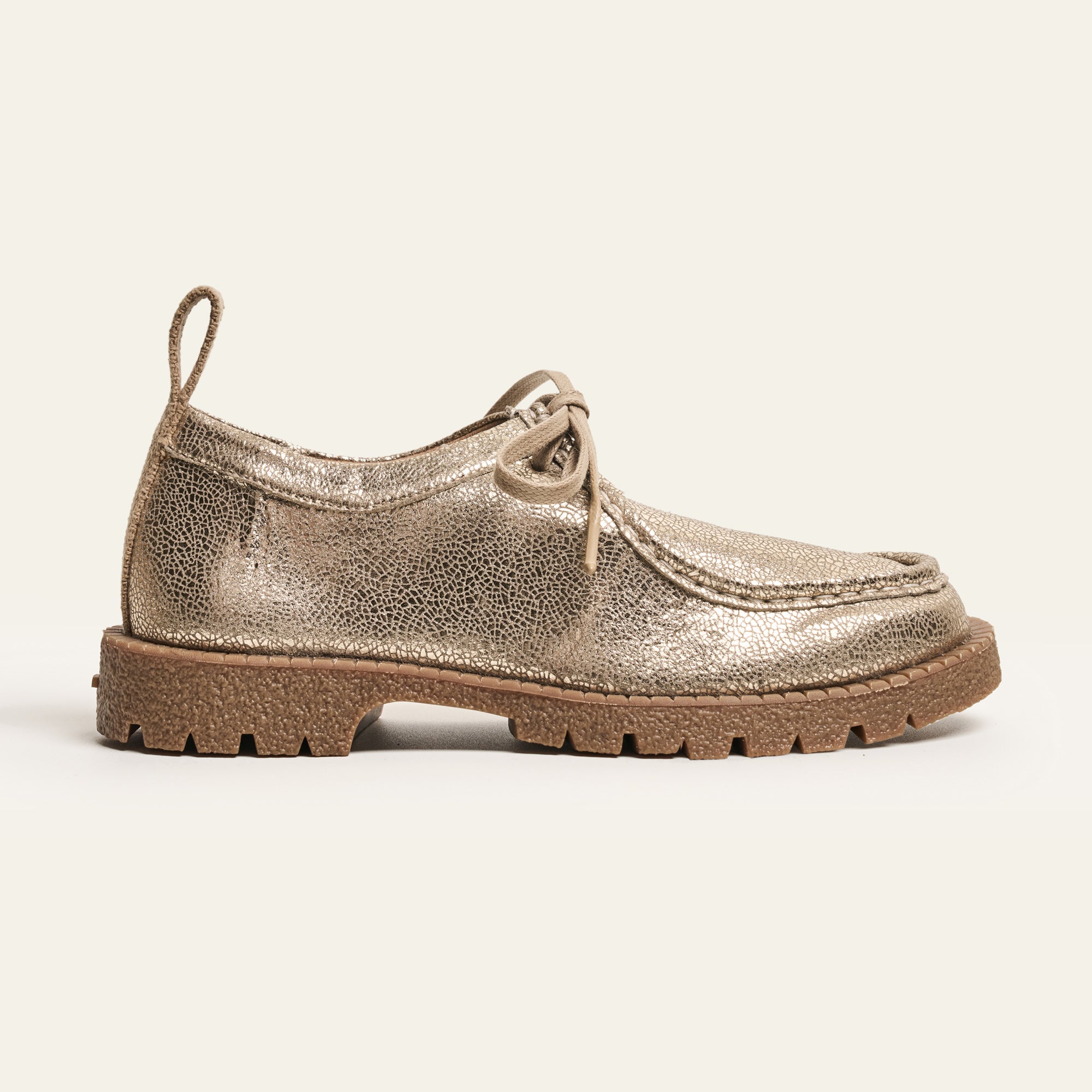 Wallabee Ouro 01