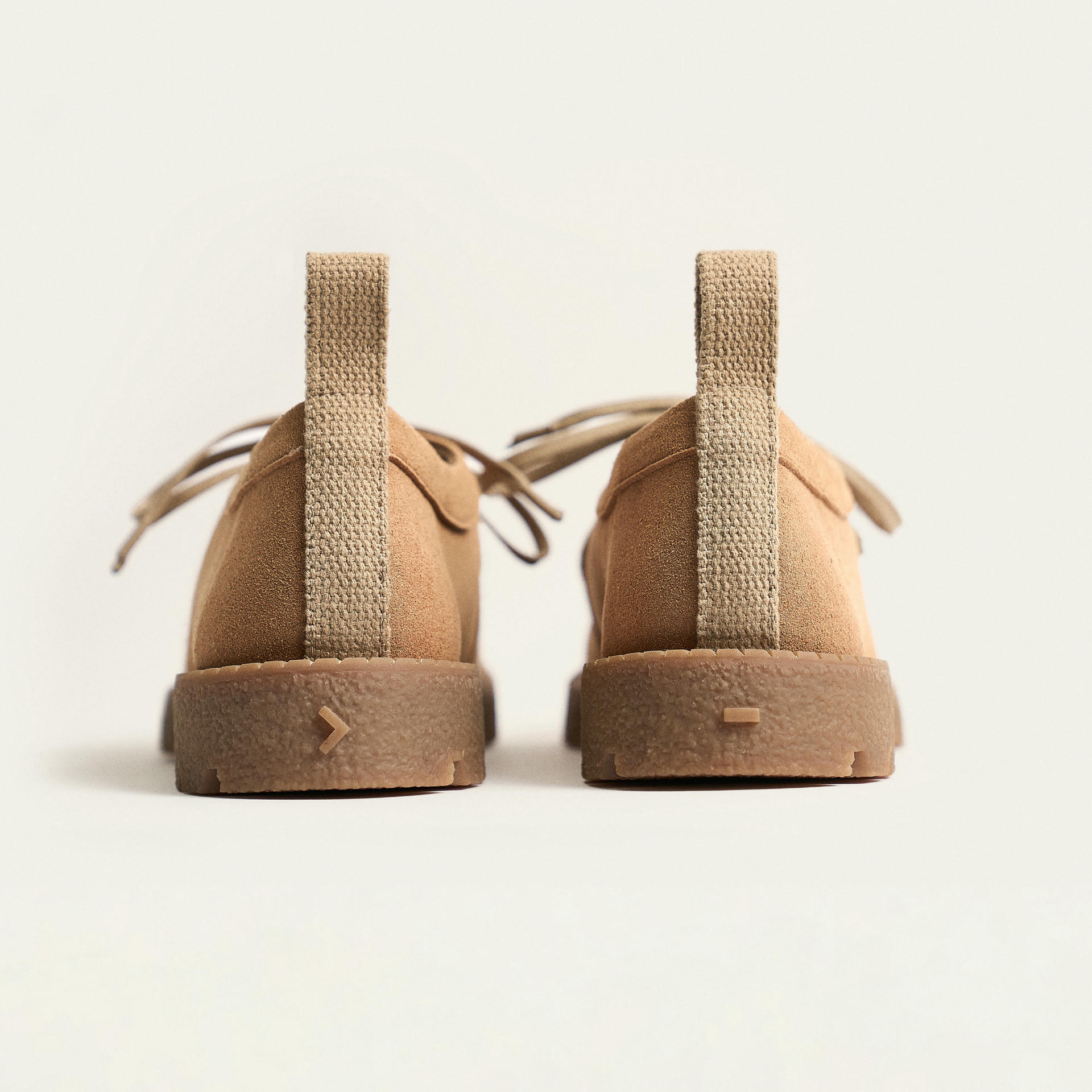 Wallabee Trama 06